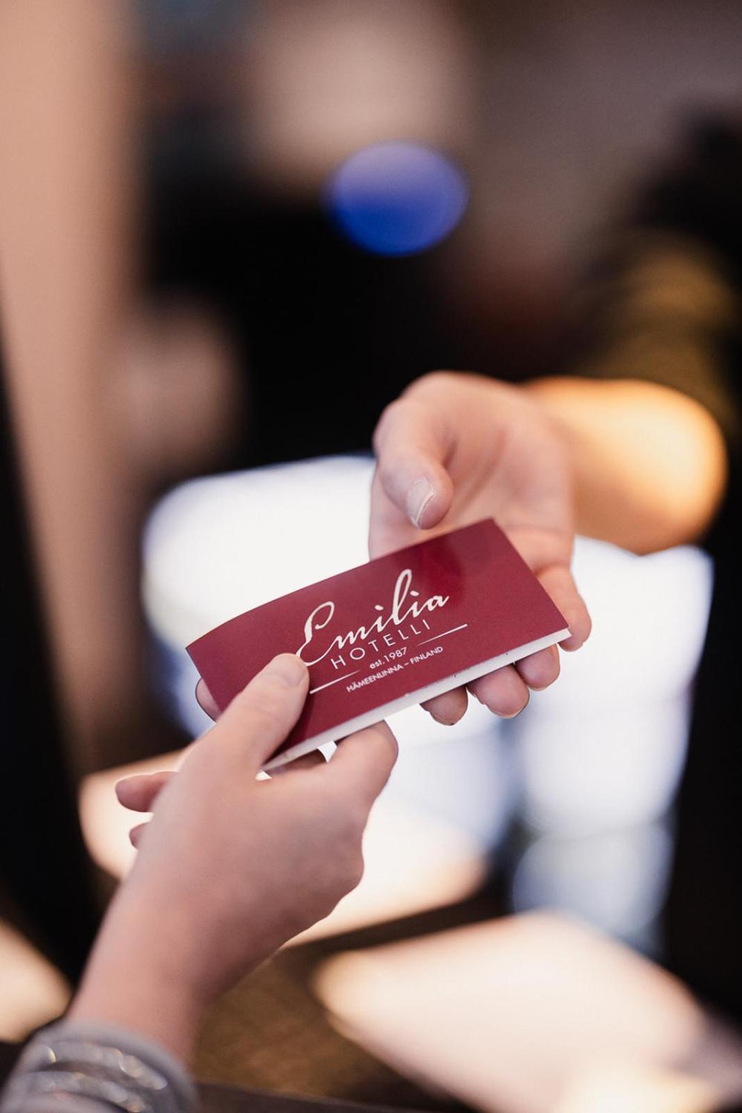 Hotel Emilia 하민리나 외부 사진